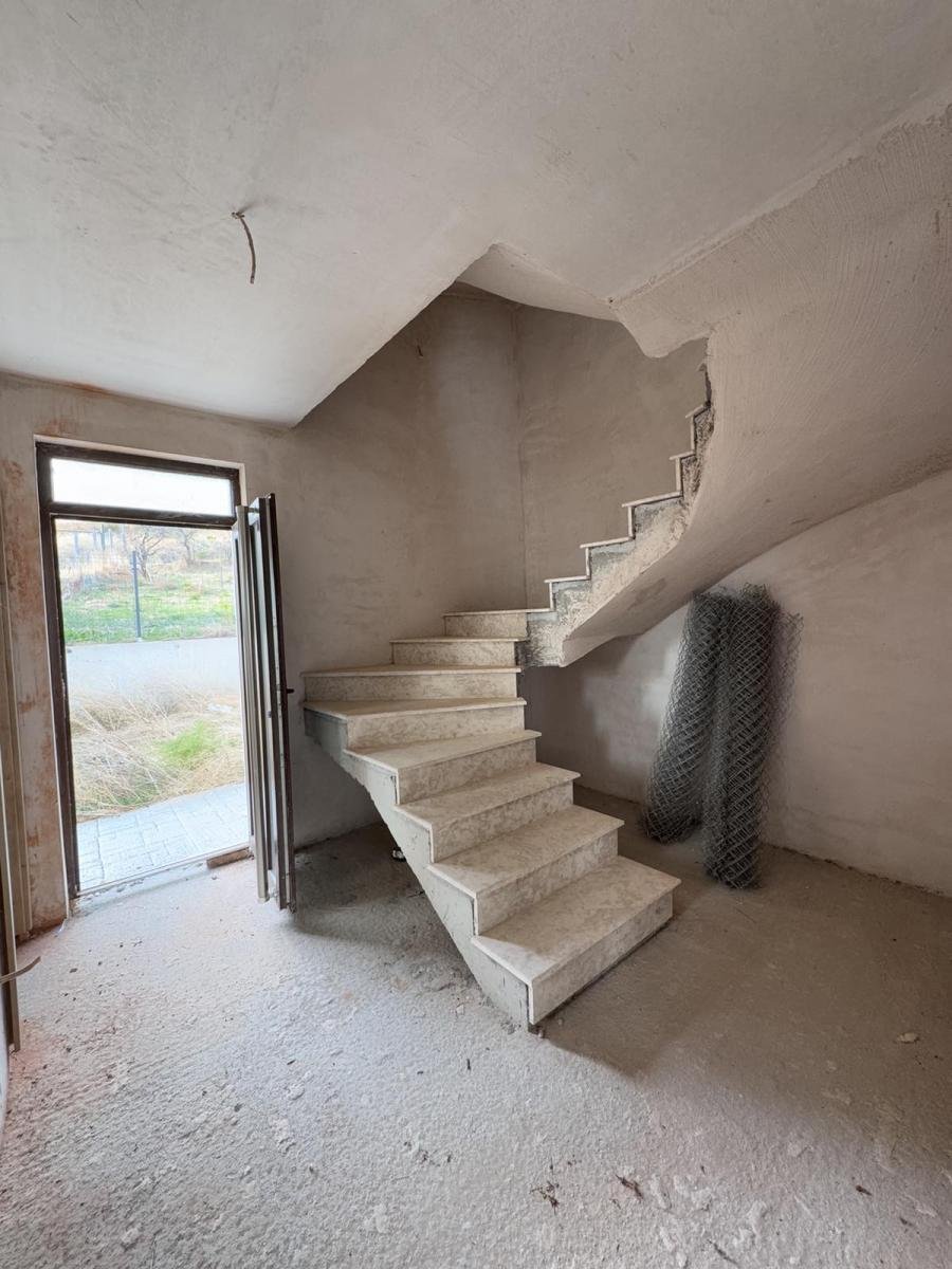 Nuova Casa Moderna con Terrazza Panoramica a Kamenar | 174 m² | €200.025