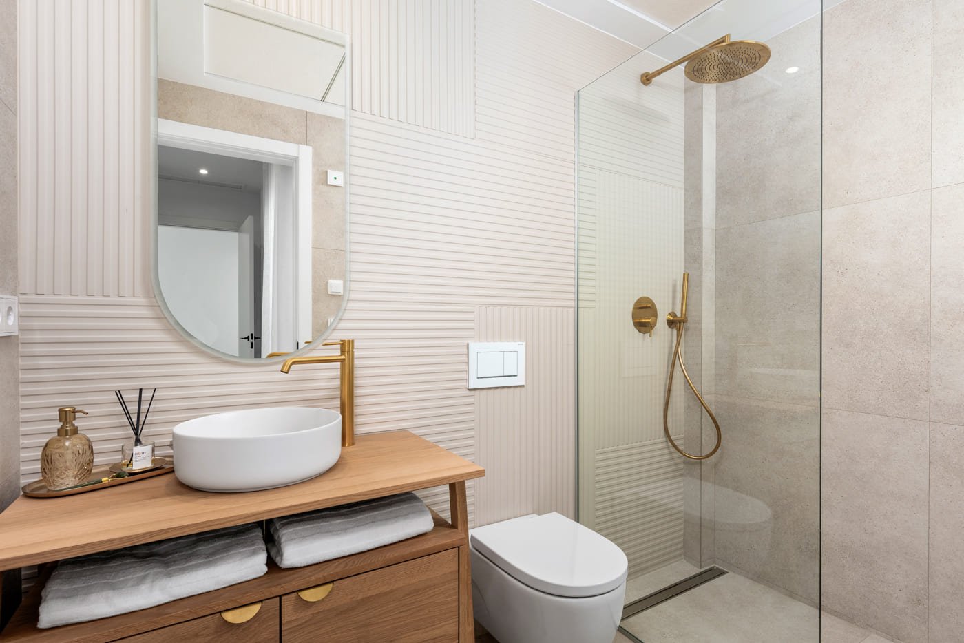 Modernes Einfamilienhaus mit Swimmingpool und Garten, Polop