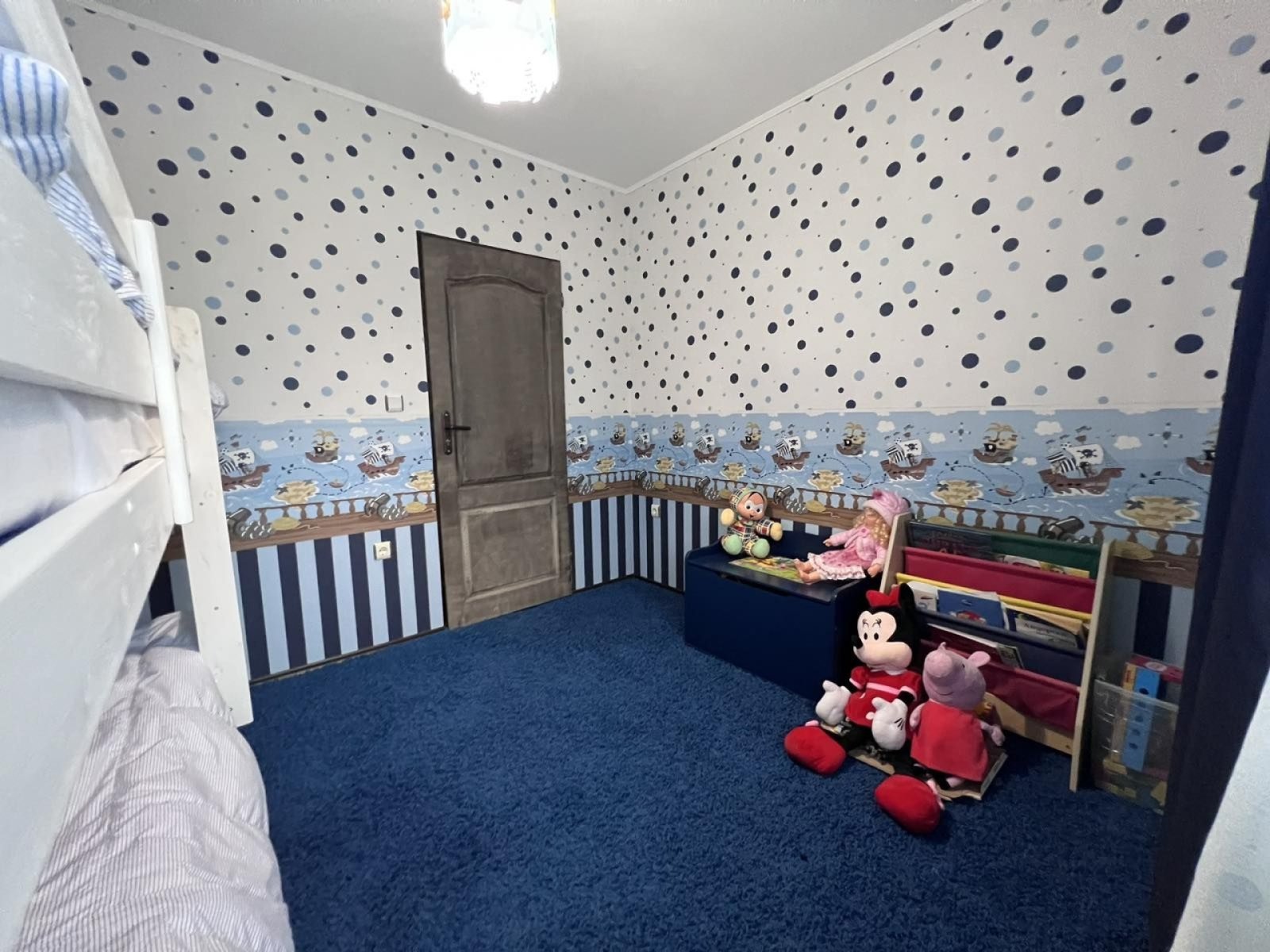 Casa principale, casa degli ospiti, edificio di deposito – 1.000 m² nel complesso di Avren, Varna.