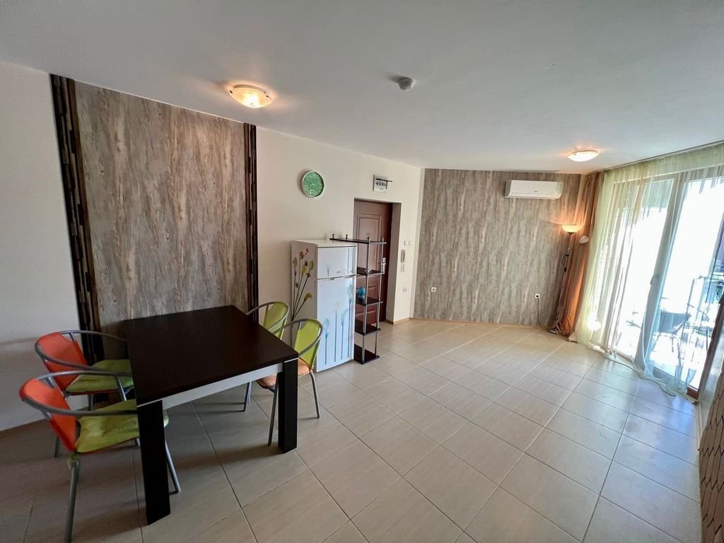 Appartamento di 3 locali nel complesso Apollon 7 a Ravda, Bulgaria