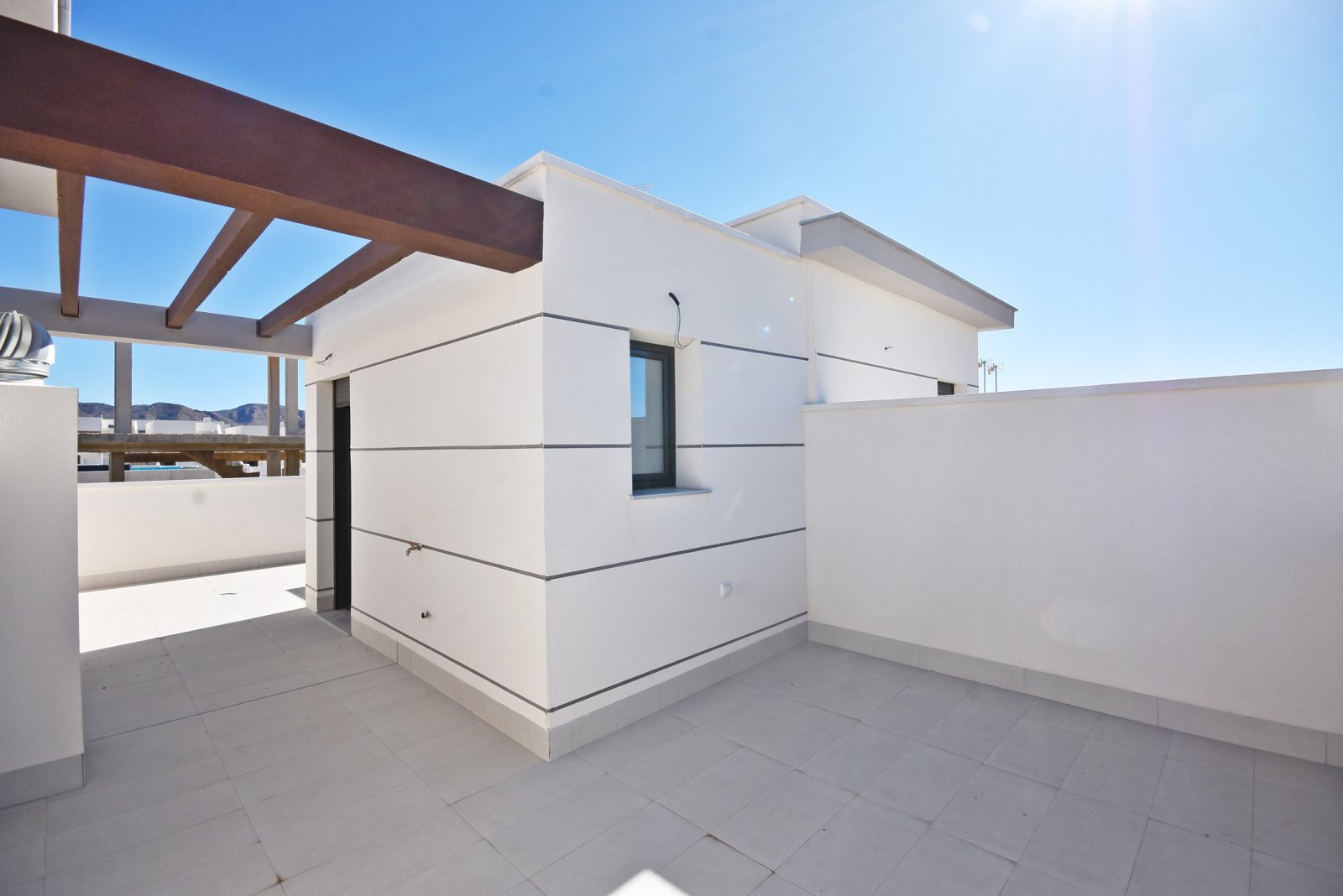 Modernes Stadthaus mit Pool und Solarium, 350 m vom Meer entfernt, Puerto de Mazarrón, Murcia