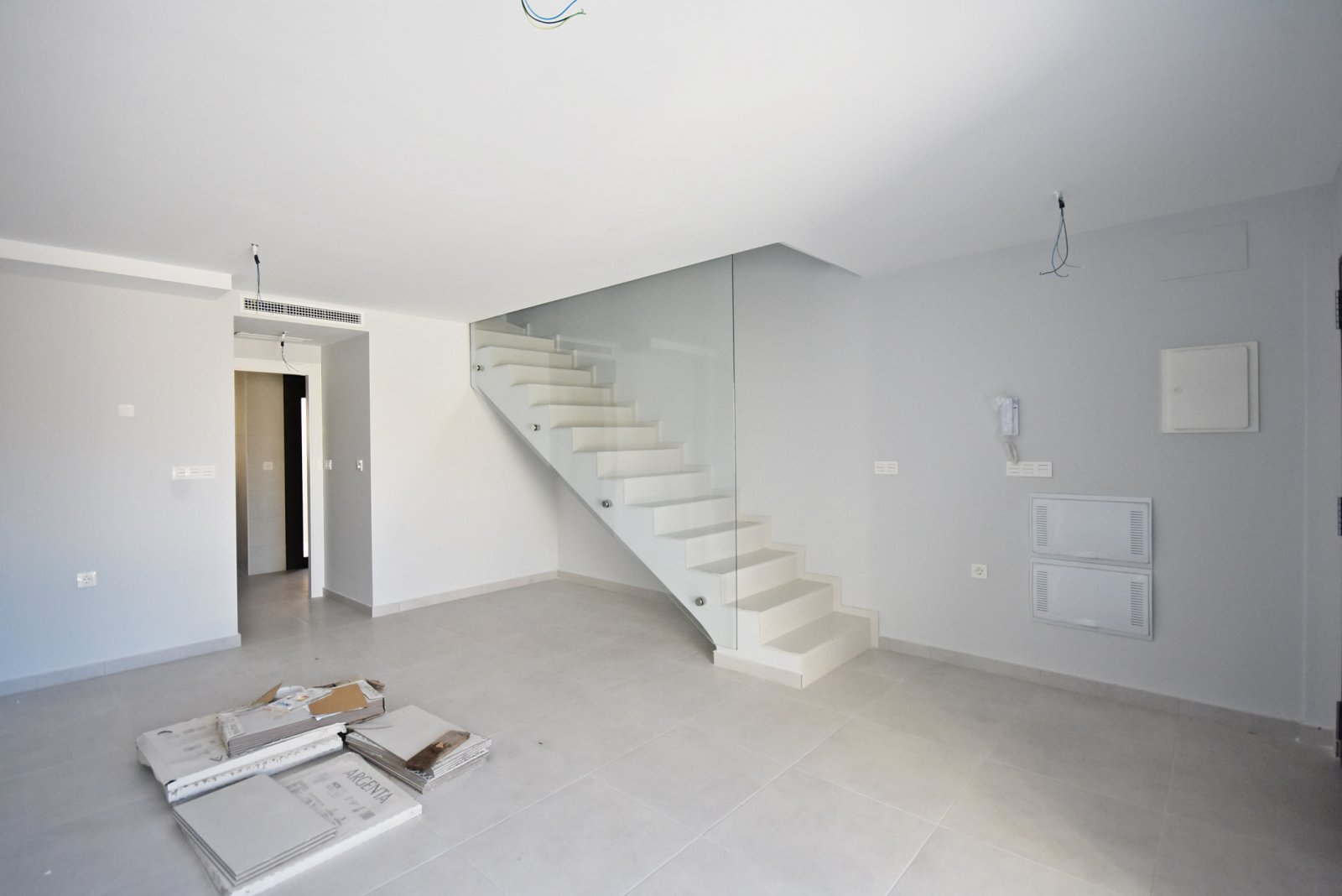 Modernes Stadthaus mit Pool und Solarium, 350 m vom Meer entfernt, Puerto de Mazarrón, Murcia