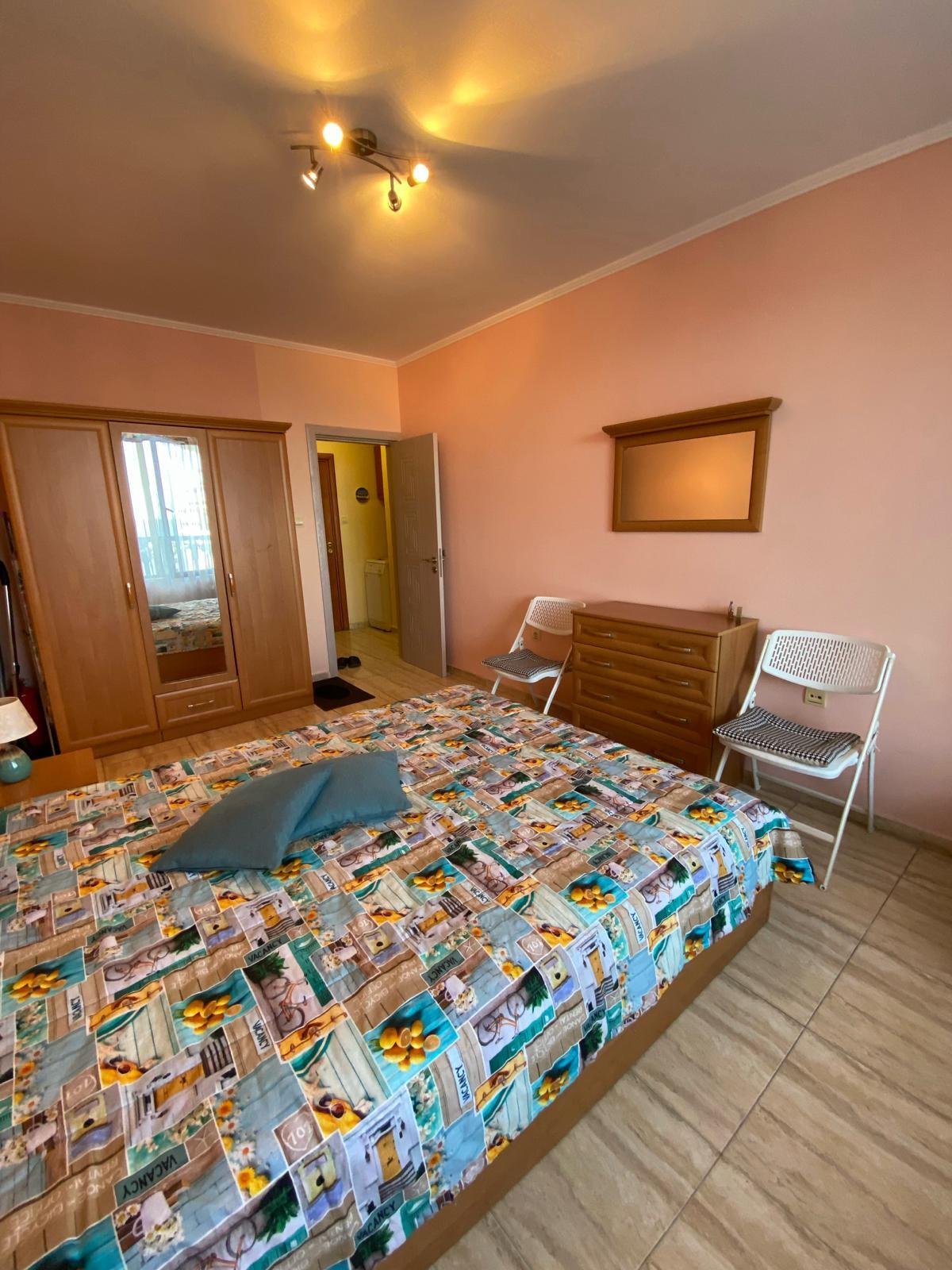 Un appartamento con due camere da letto con vista mare nel complesso Vodenitsa a Sveti Vlas, Bulgaria.