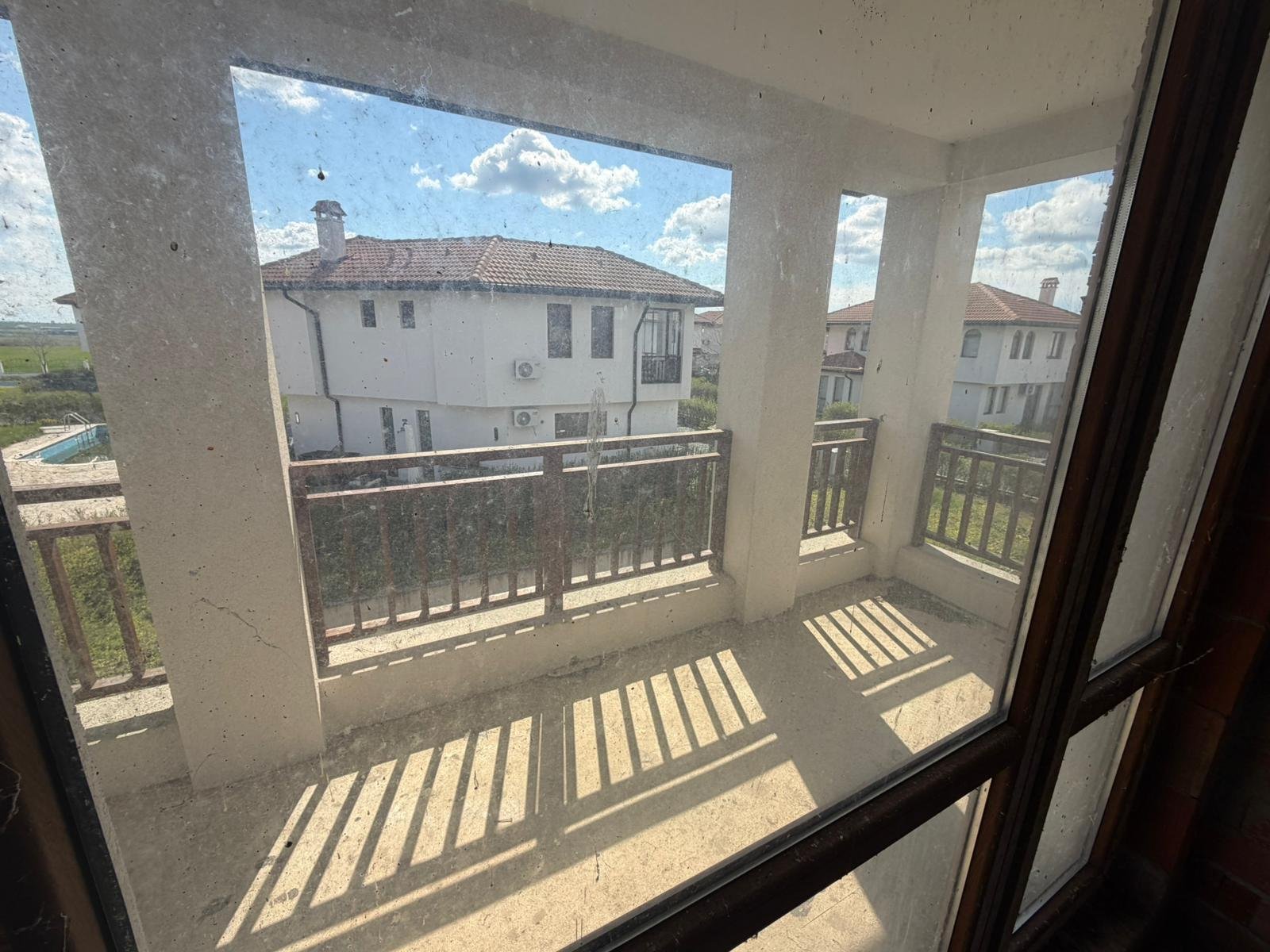 Casa allo stadio di costruzione nel complesso Floral Meadows Kableshkovo Bulgaria