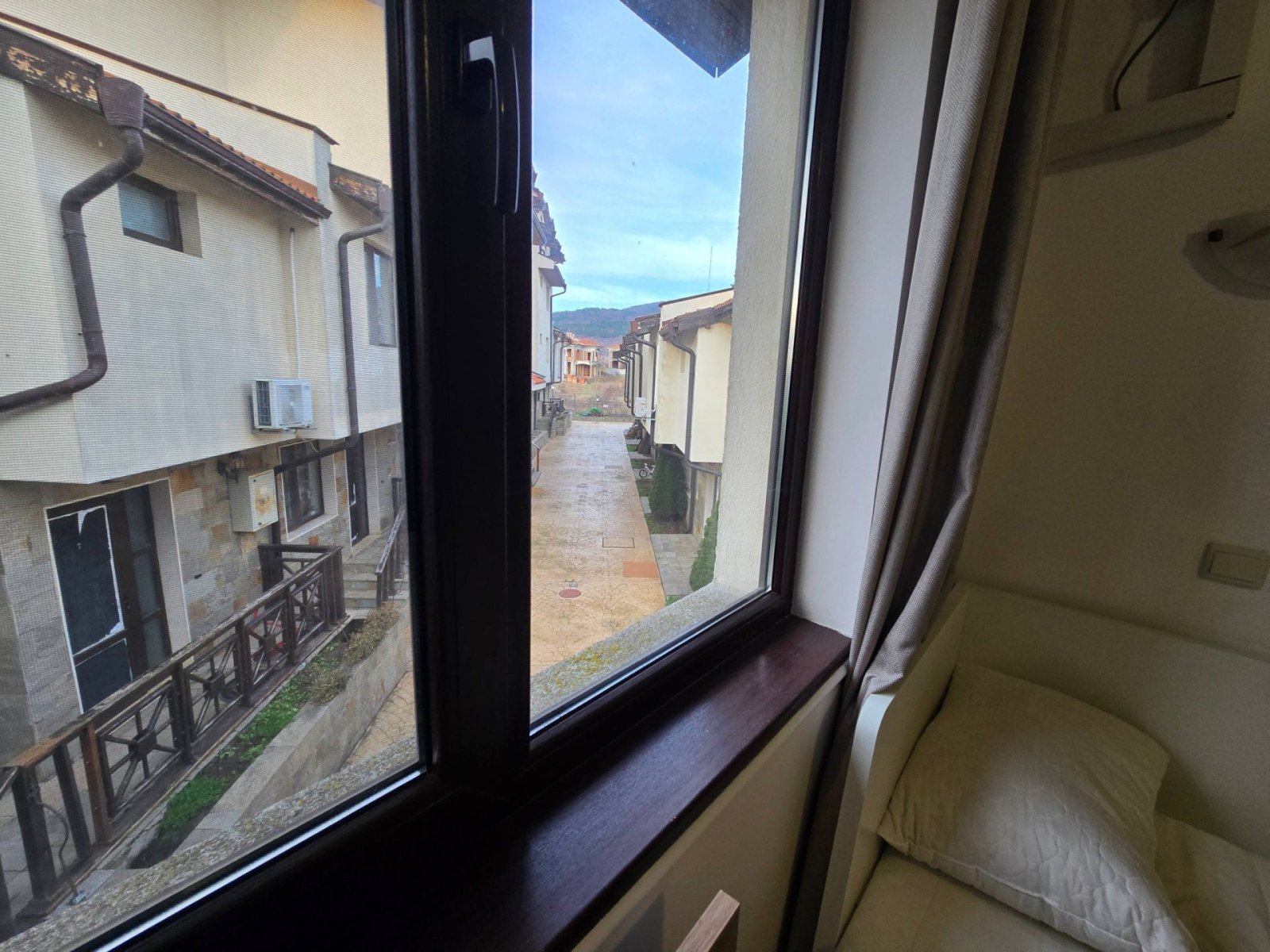 Casa a due piani a Kosharitsa – 120 m² di comfort, completamente ristrutturata e pronta per essere abitata. Complesso Imperial Heights, Bulgaria.