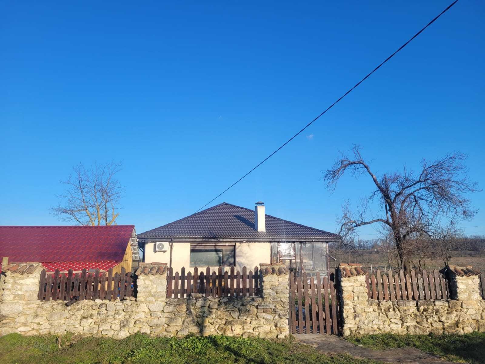 Bungalow con 4 camere nel villaggio di Malina Dobich, regione Bulgaria