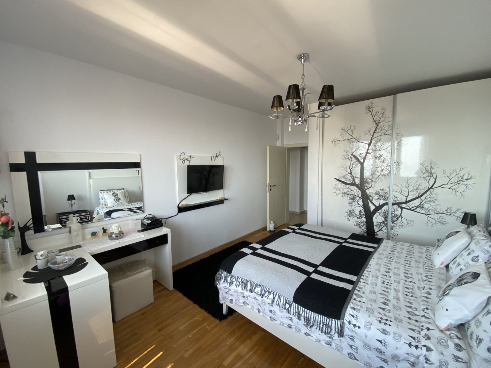 Villa con grande giardino, piscina e vista mare a Bojurets, Bulgaria