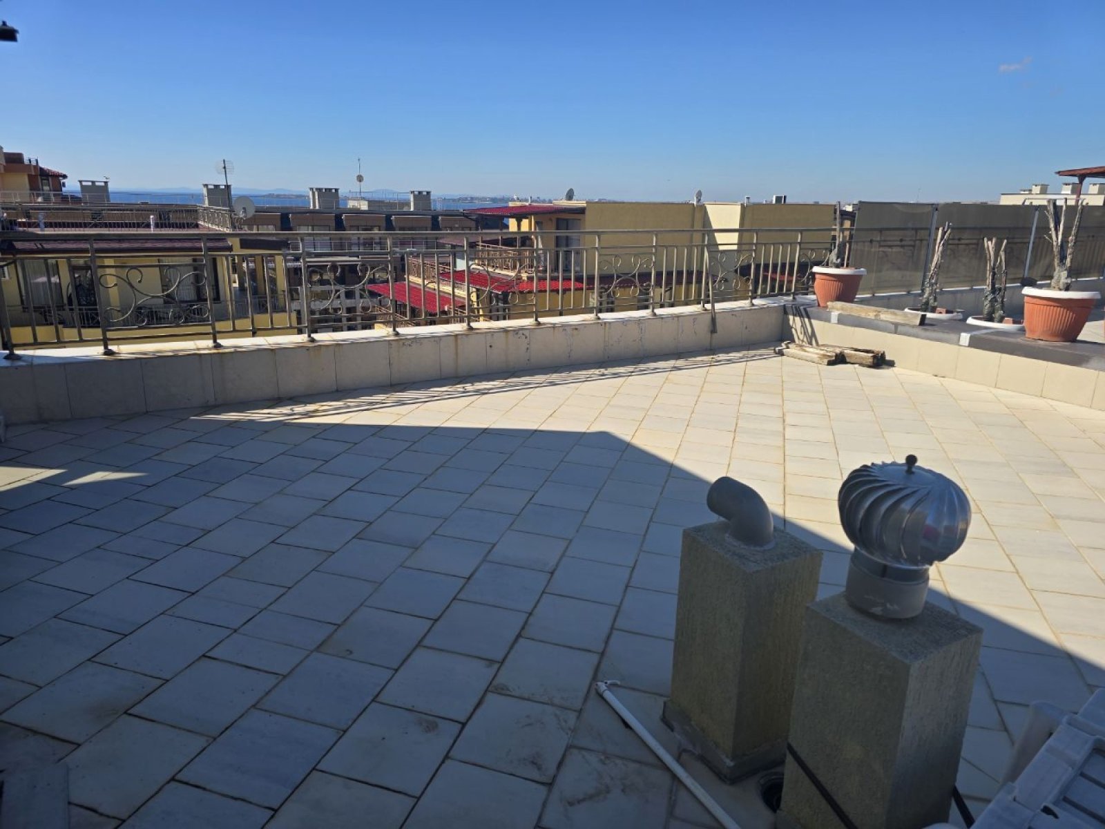 Appartamento con due camere nel complesso Siana 1 a Sveti Vlas, Bulgaria.