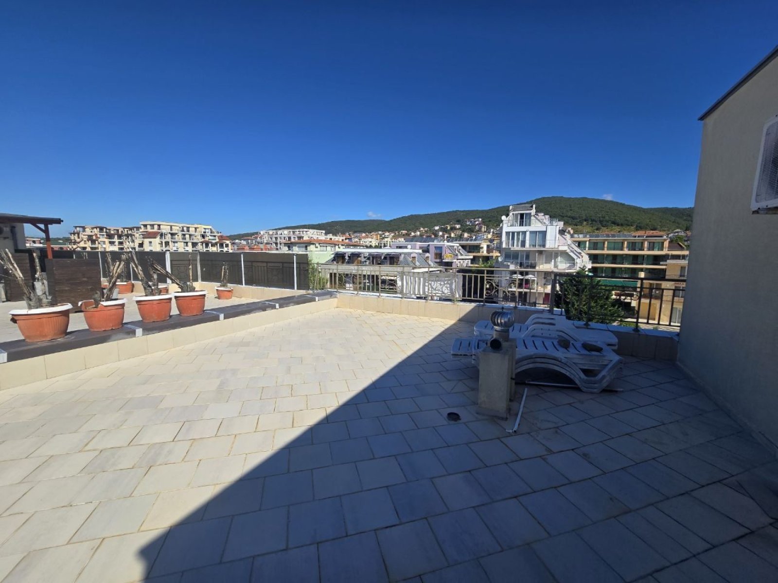 Appartamento con due camere nel complesso Siana 1 a Sveti Vlas, Bulgaria.