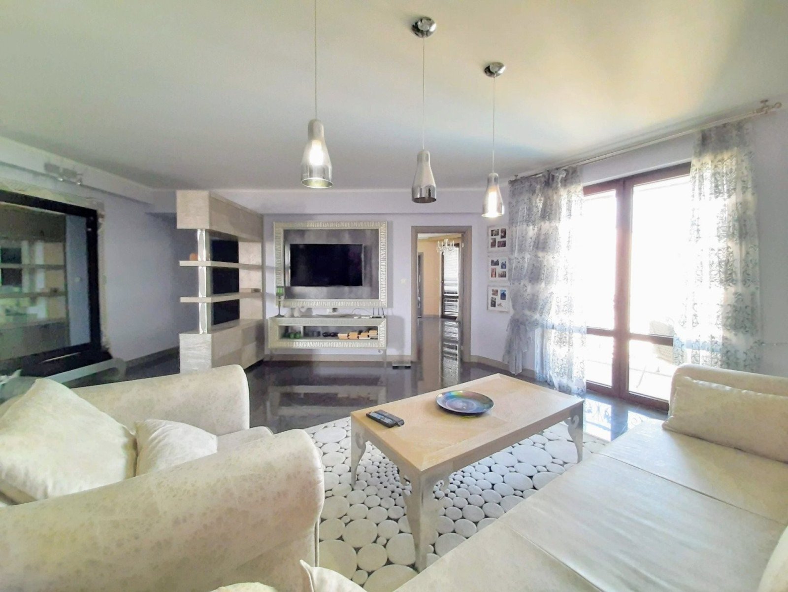 Appartamento maisonette unico e di lusso con 4 camere da letto, a soli 300 metri dalla spiaggia, nel complesso Esteban a Nessebar, Bulgaria.