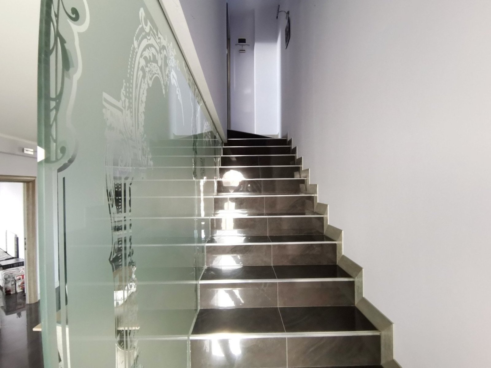 Appartamento maisonette unico e di lusso con 4 camere da letto, a soli 300 metri dalla spiaggia, nel complesso Esteban a Nessebar, Bulgaria.