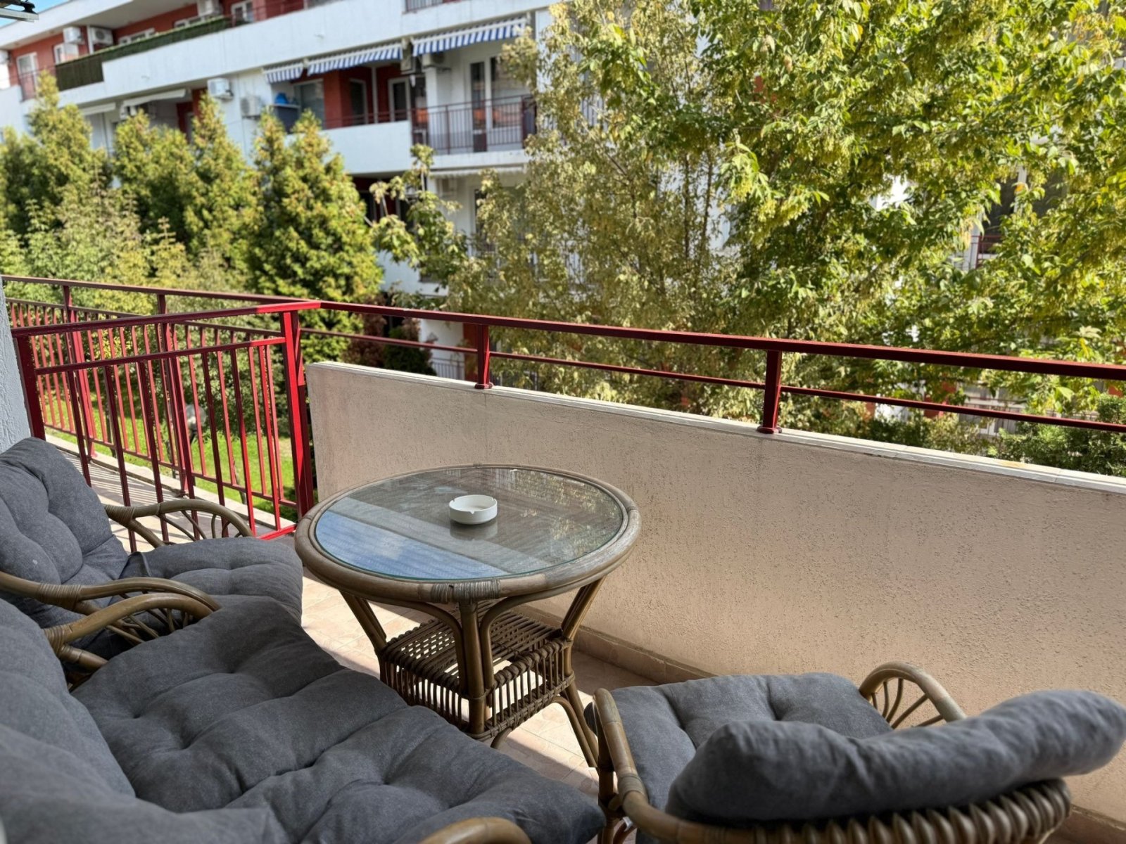 Appartamento di 2 locali di 67 m² in prima linea sul mare nel complesso Privilege Fort Beach a Sveti Vlas, Bulgaria.