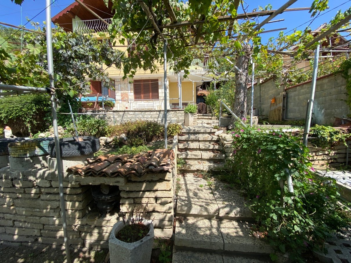 2 semindipendenti a Balchik con vista sul mare