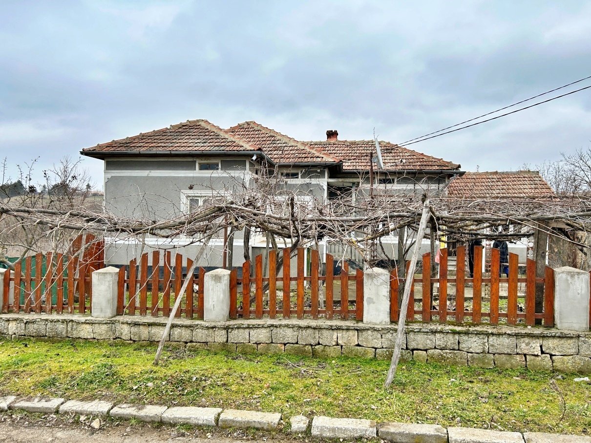 Aleksandria: Casa unifamiliare nella regione di Aleksandria, Dobrich, Bulgaria 