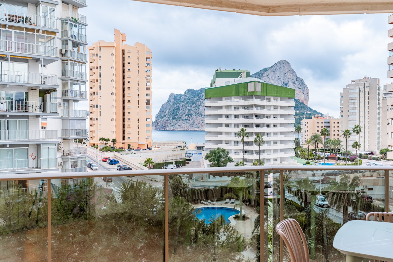 Exklusive Appartements, 200 m vom Strand mit Schwimmbad, Calp