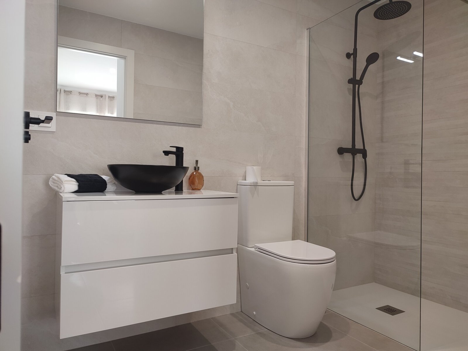 Exklusive Familienhäuser, Schwimmbad und Solarium, 25 km vom Flughafen entfernt, Torre-Pacheco