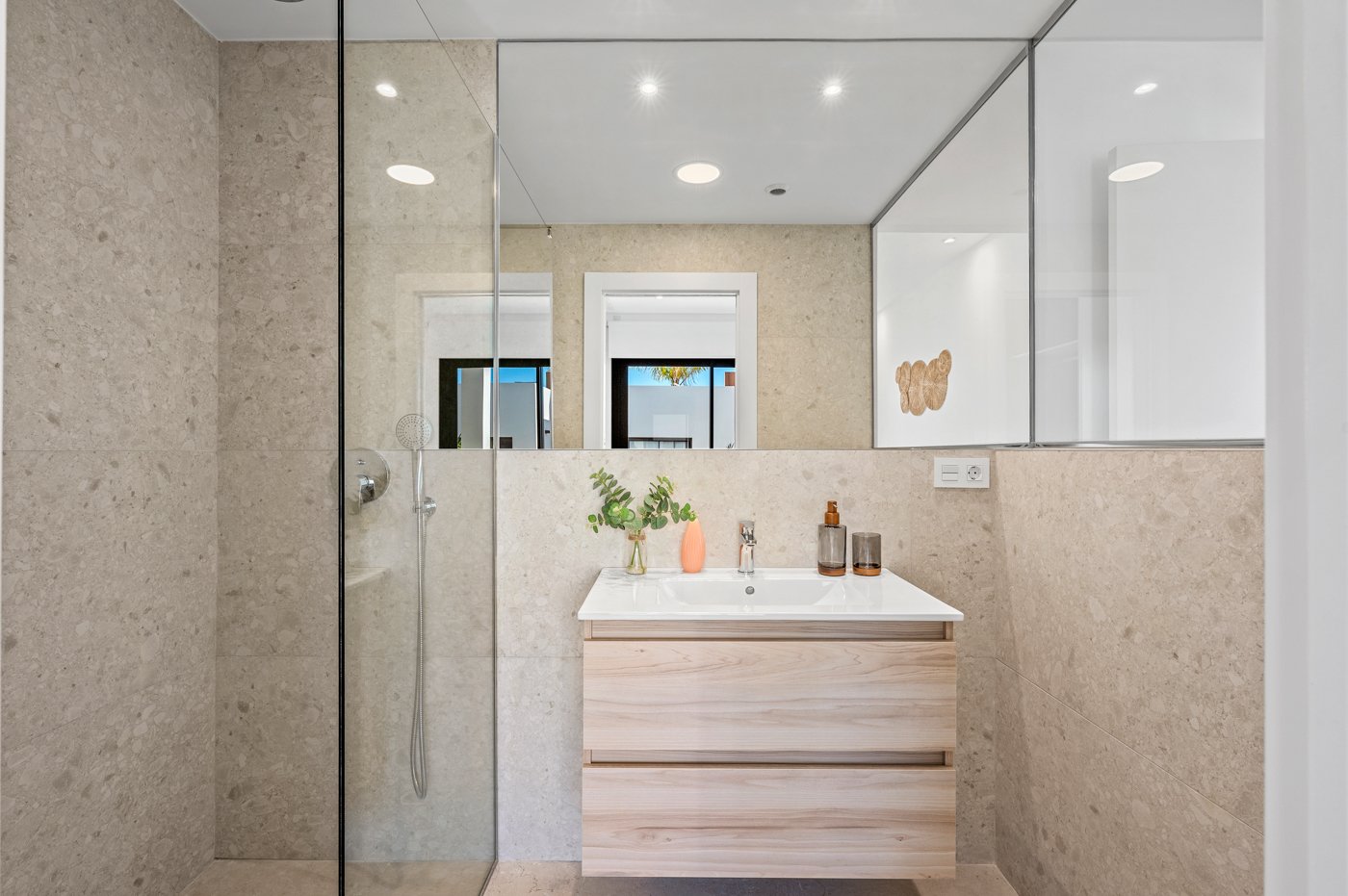 Exklusive Wohnungen, 1 km vom Strand und 500 m vom Golfplatz entfernt, Los Alcázares