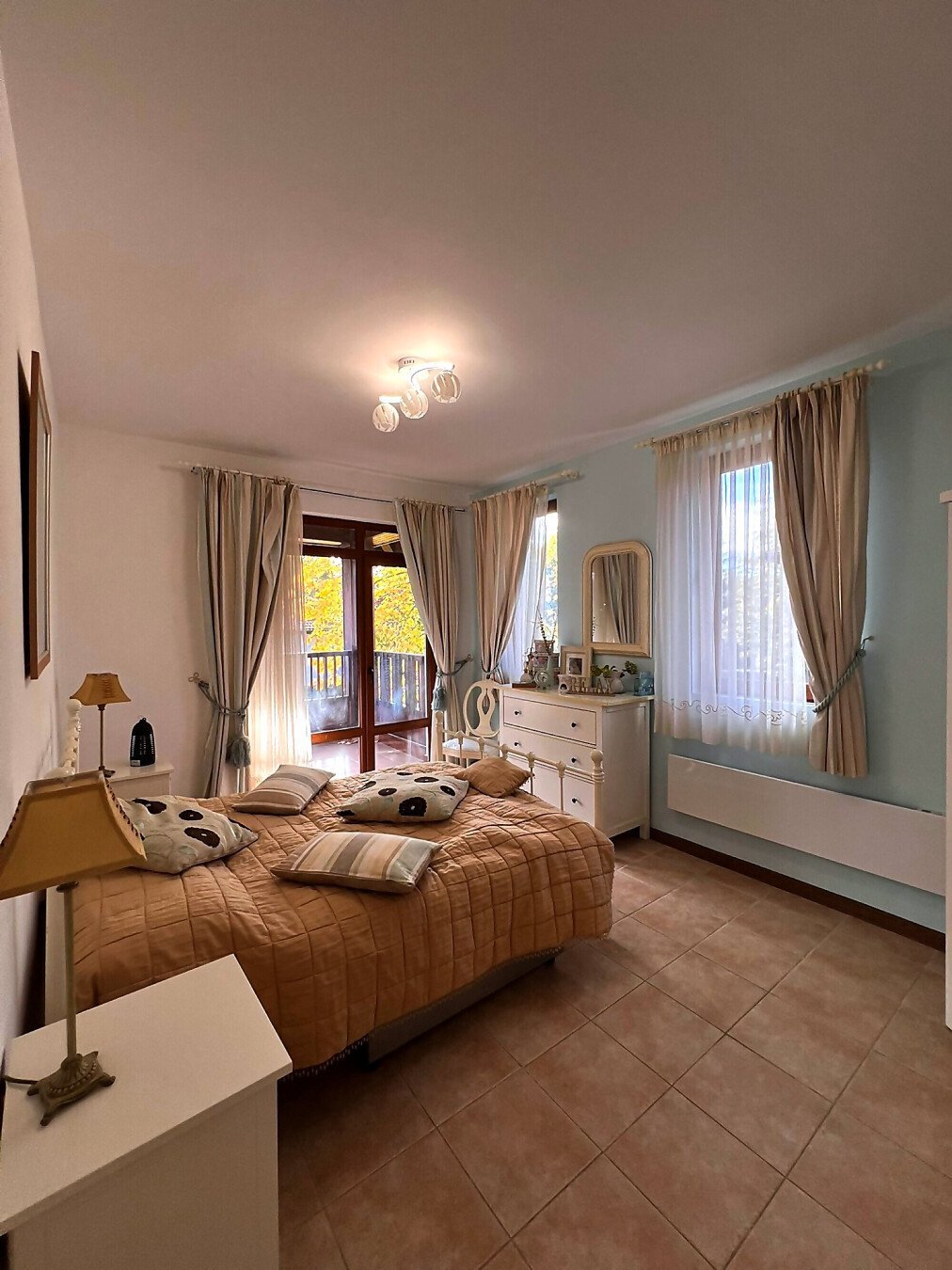 Casa nel complesso di Floral Roads