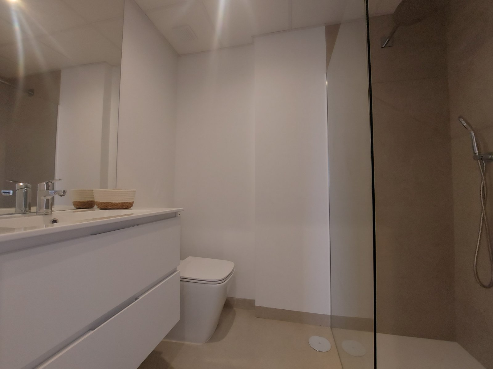 Sonnige Apartments, 400 m vom Meer entfernt, mit Swimmingpool, Mar de Cristal