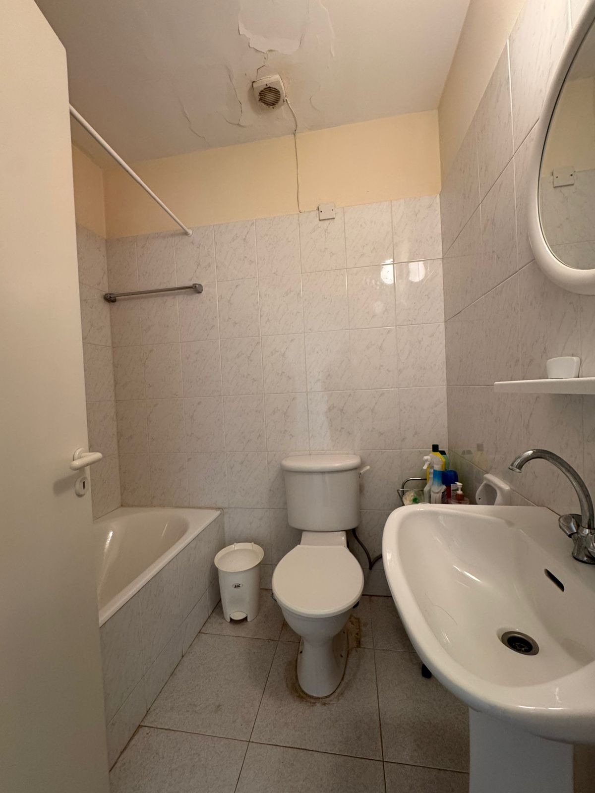 Gemütliches 2+1-Apartment mit geräumiger Terrasse in attraktiver Lage in Kapparis, Zypern