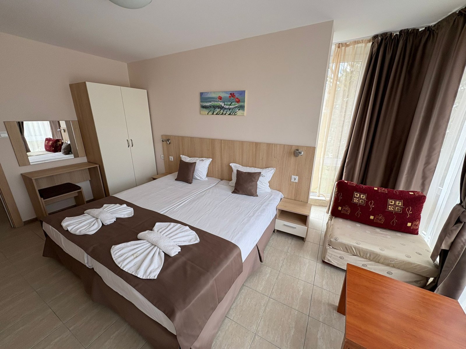 Appartamento con 3 camere nel complesso Karlovo Sonnenstrand in Bulgaria