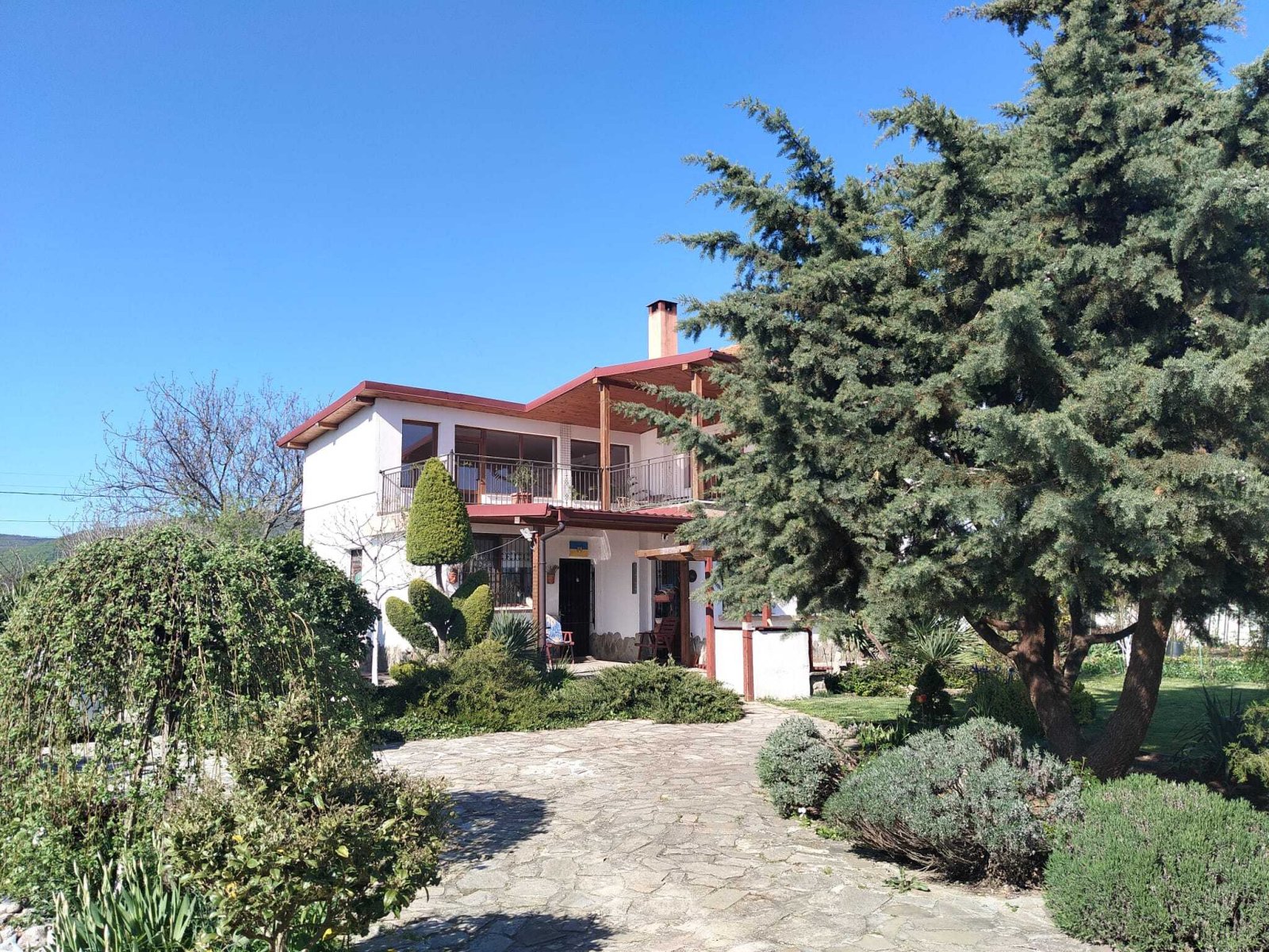 Bella casa con giardino e cucina estiva nella regione di Orizare, Burgas, Bulgaria.
