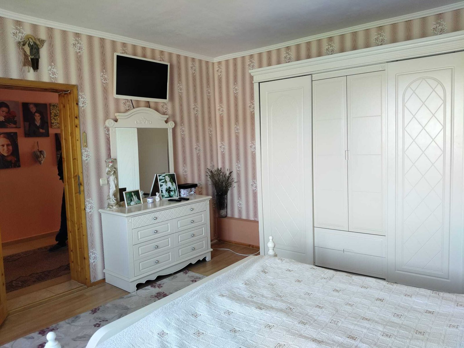 Bella casa con giardino e cucina estiva nella regione di Orizare, Burgas, Bulgaria.