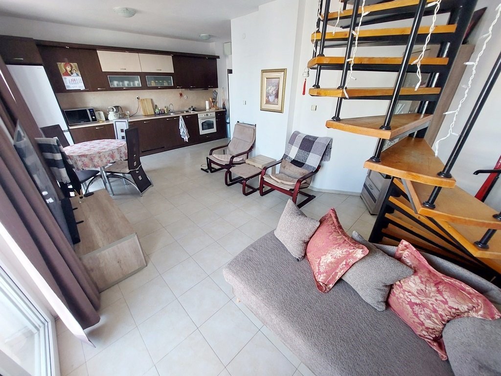 Ampio duplex con 3 camere da letto e viste panoramiche in Sunny Day 3 – Zona giorno al piano superiore