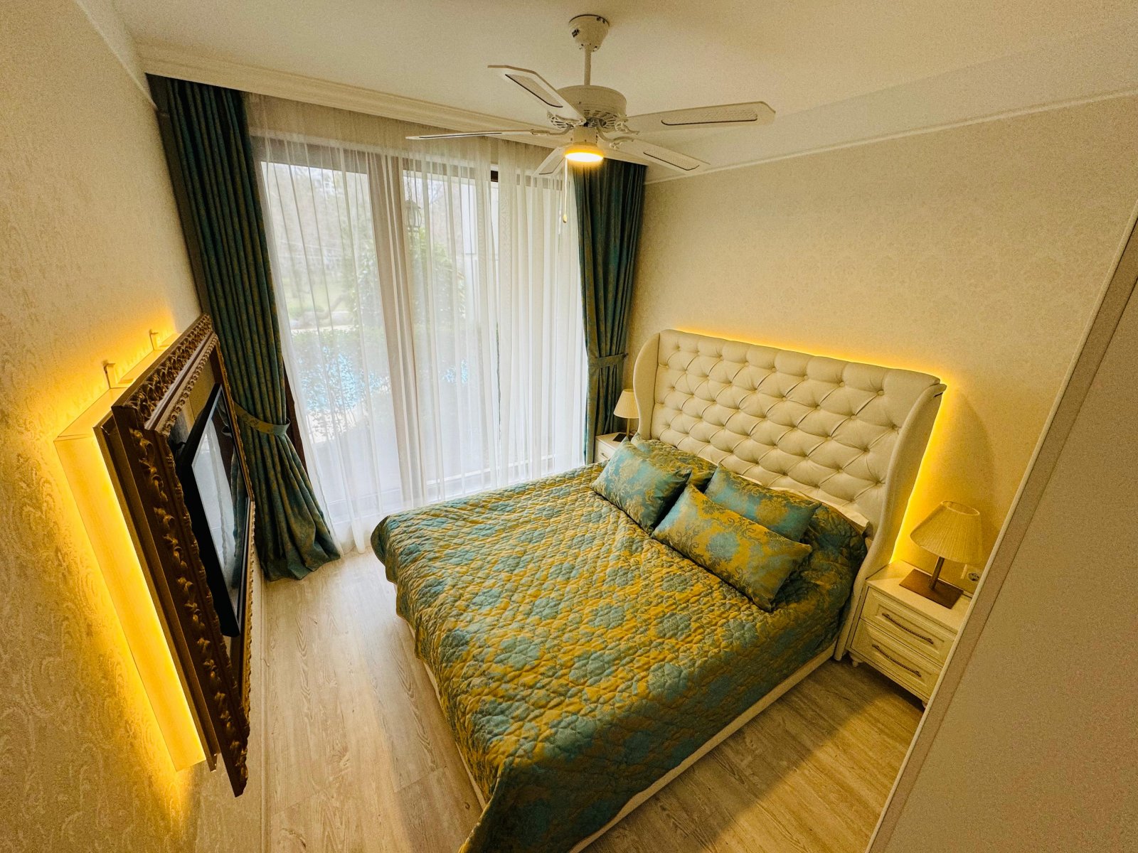 Möbliertes Ein-Zimmer-Apartment im Harmony Suites Komplex, Sunny Beach