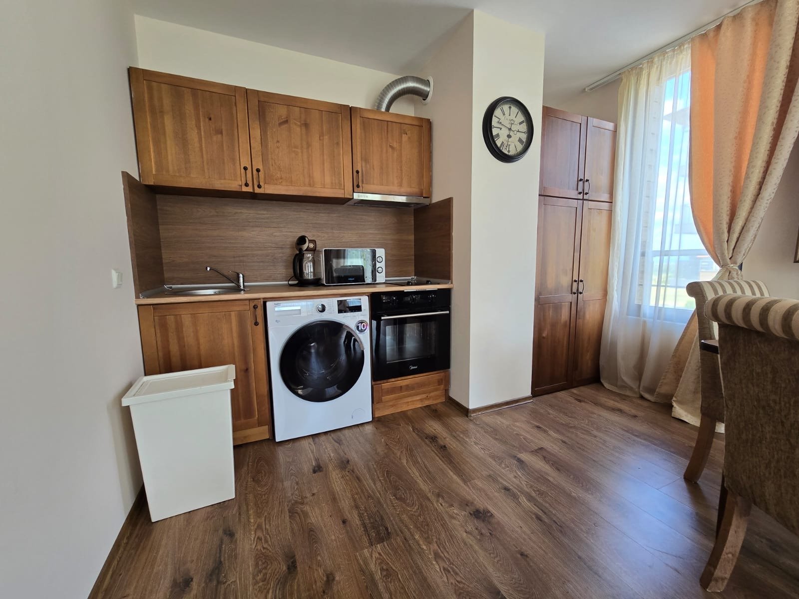 Geräumiges Dreizimmerapartment mit Bergblick im Luxuskomplex Cornelia Boutique & SPA, Bansko