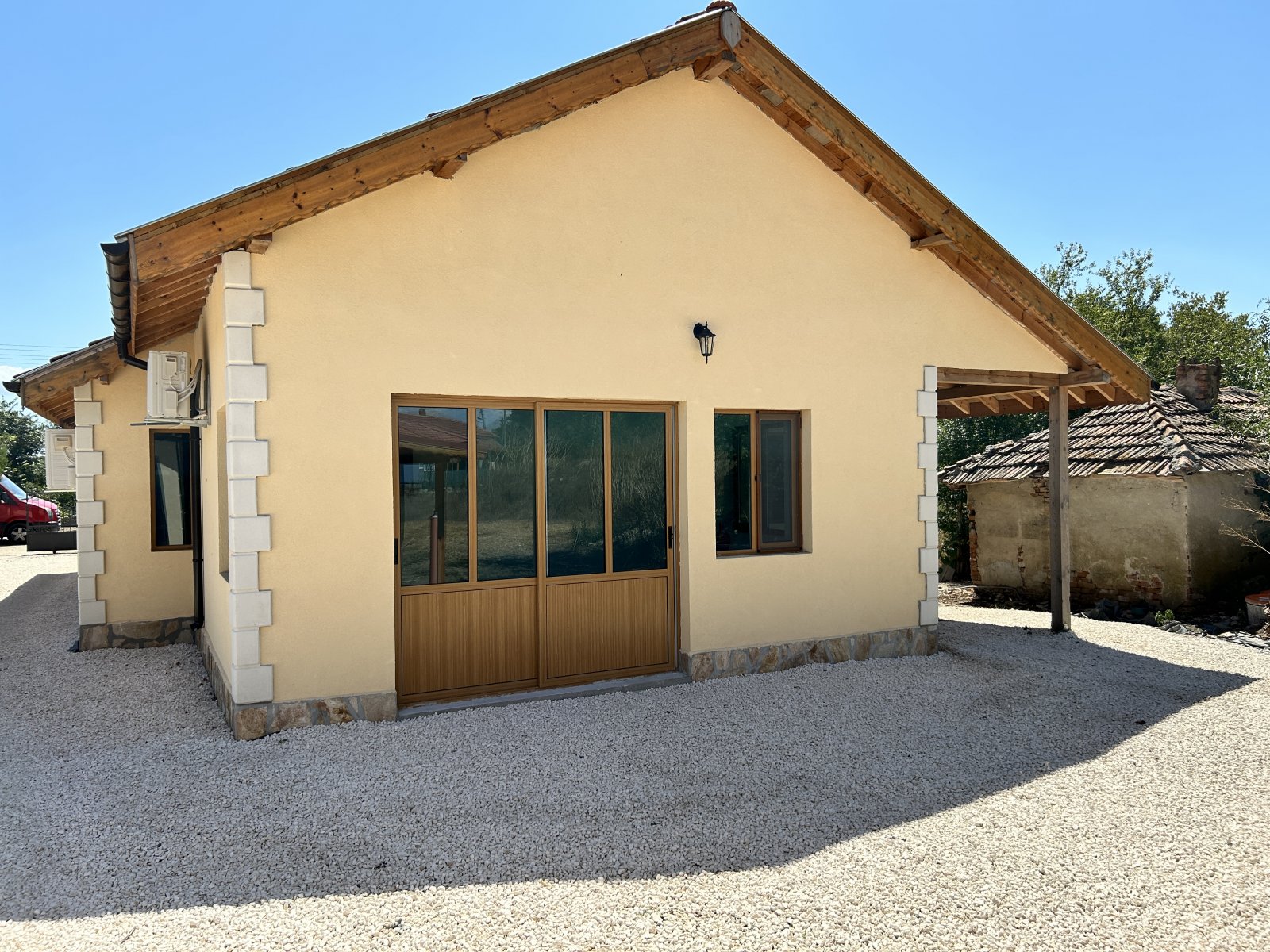 Neubauhaus in Gurkovo, in der Nähe von Balchik und dem Meer