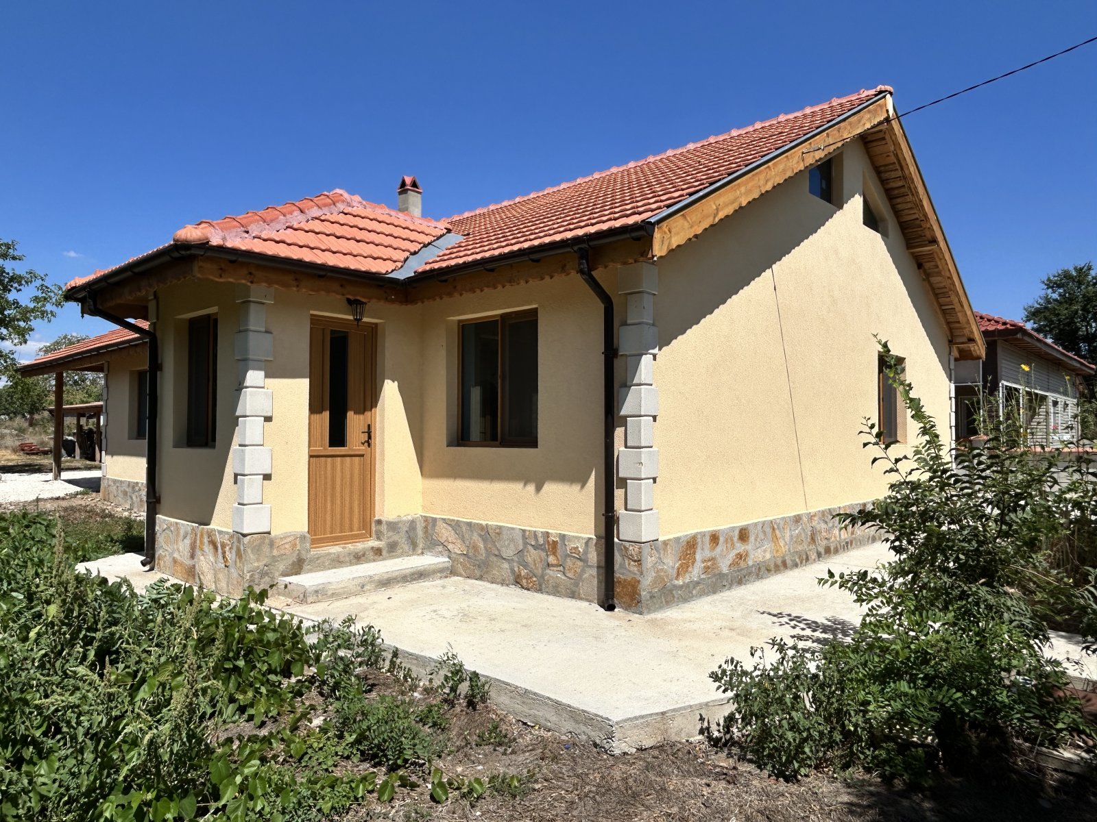 Neubauhaus in Gurkovo, in der Nähe von Balchik und dem Meer