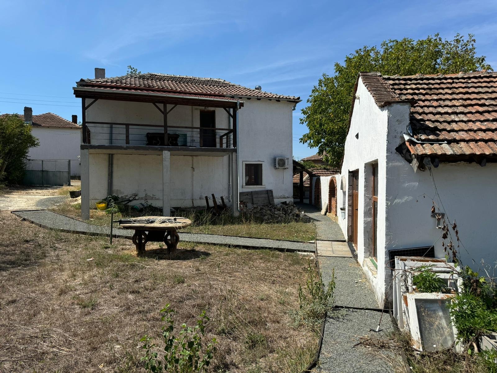 Haus mit großem Garten und Swimmingpool im Dorf Bistrets, Gemeinde Sredets.