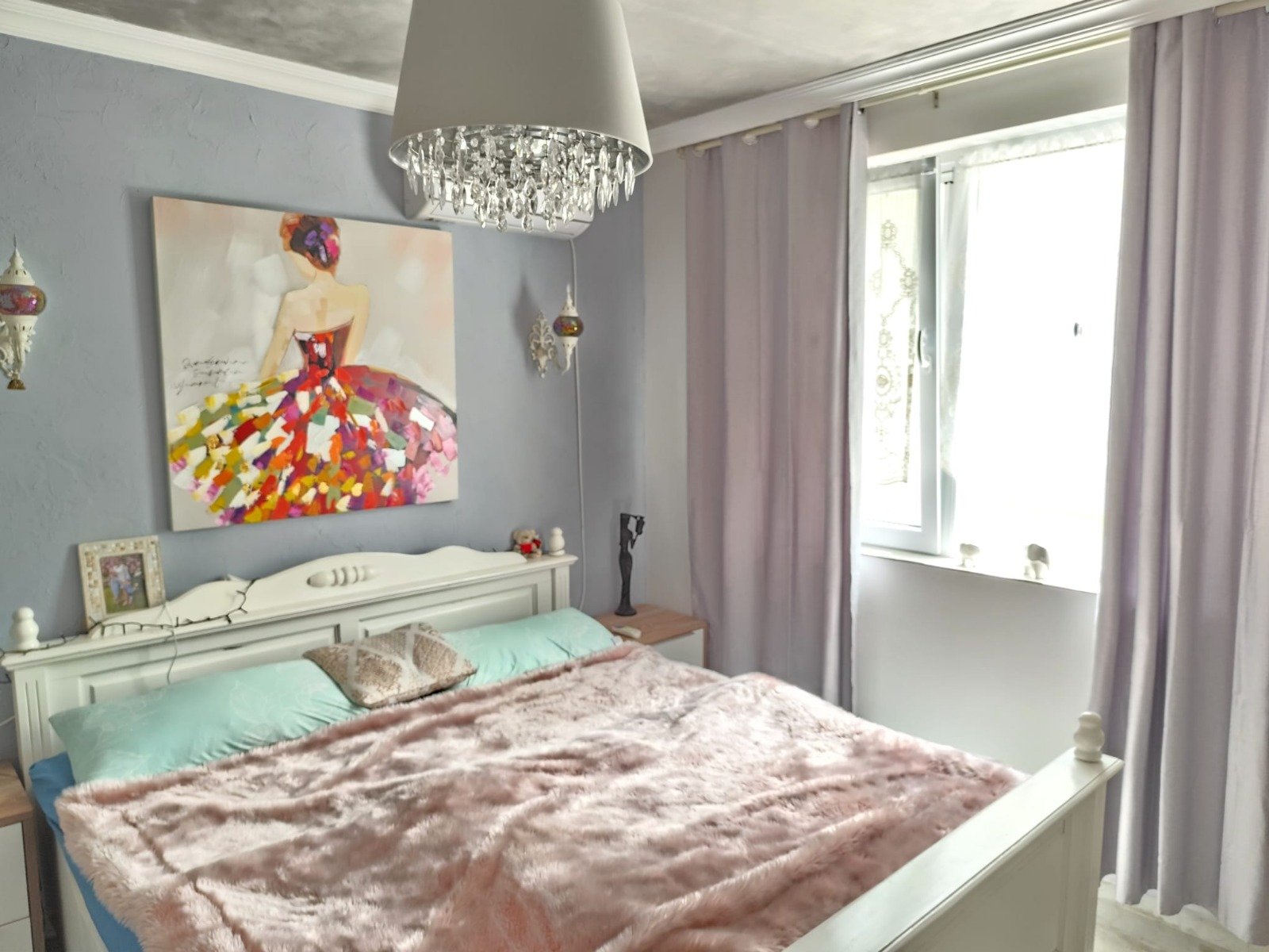 Eine Zwei-Zimmer-Wohnung im Magnolia 6-Komplex steht zum Verkauf – Luxus, Komfort und hervorragende Lage!