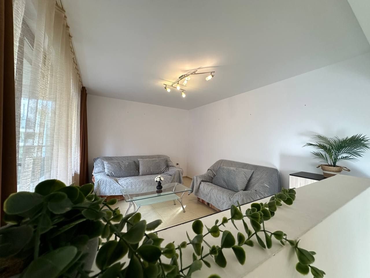 Appartamento con 2 camere vicino al mare, centro città, Pomorie, Bulgaria