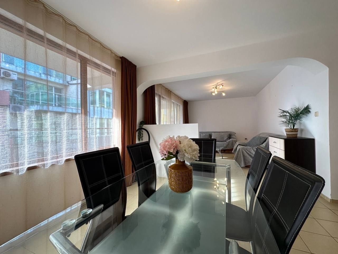 Appartamento con 2 camere vicino al mare, centro città, Pomorie, Bulgaria