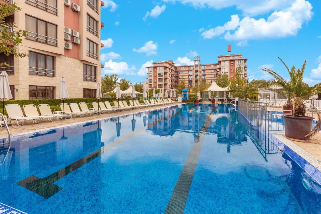 Zwei-Zimmer-Apartment im Tarsis Resort, Sonnenstrand