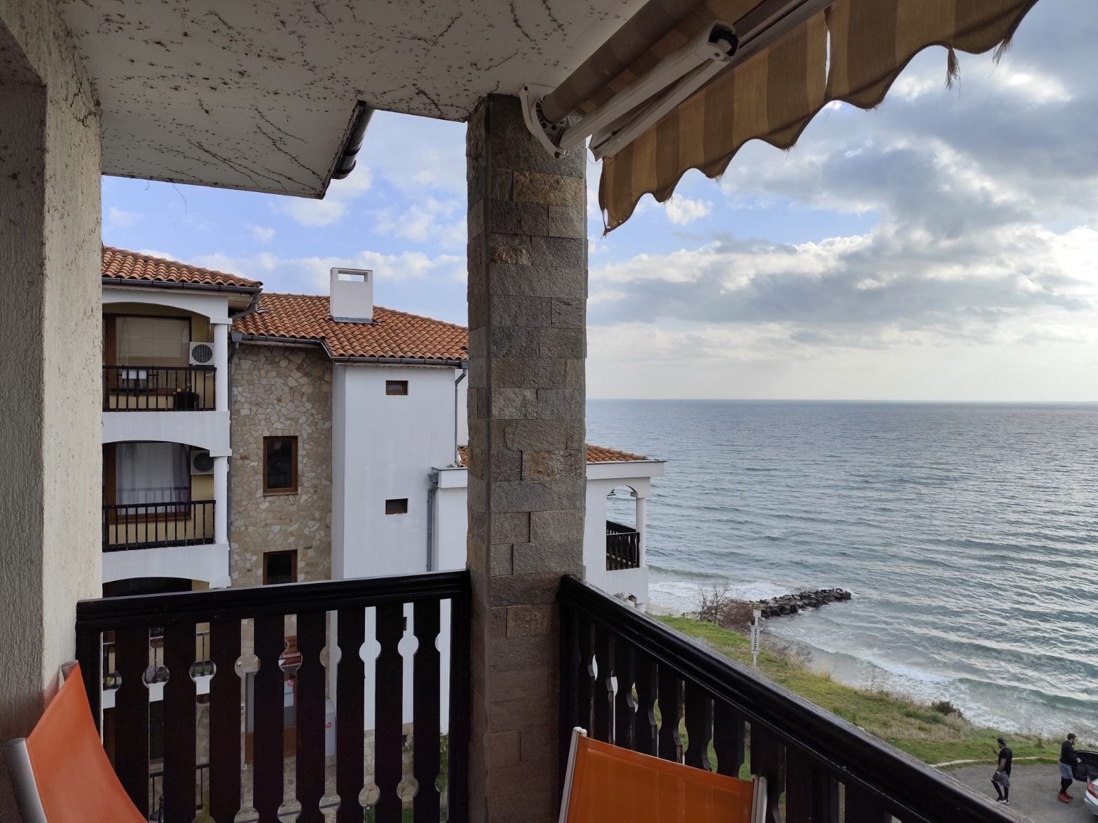 Zwei-Zimmer-Apartment in ERSTER REIHE mit FRONTALEM MEERBLICK - Sveti Vlas, Tryavna Beach-Komplex