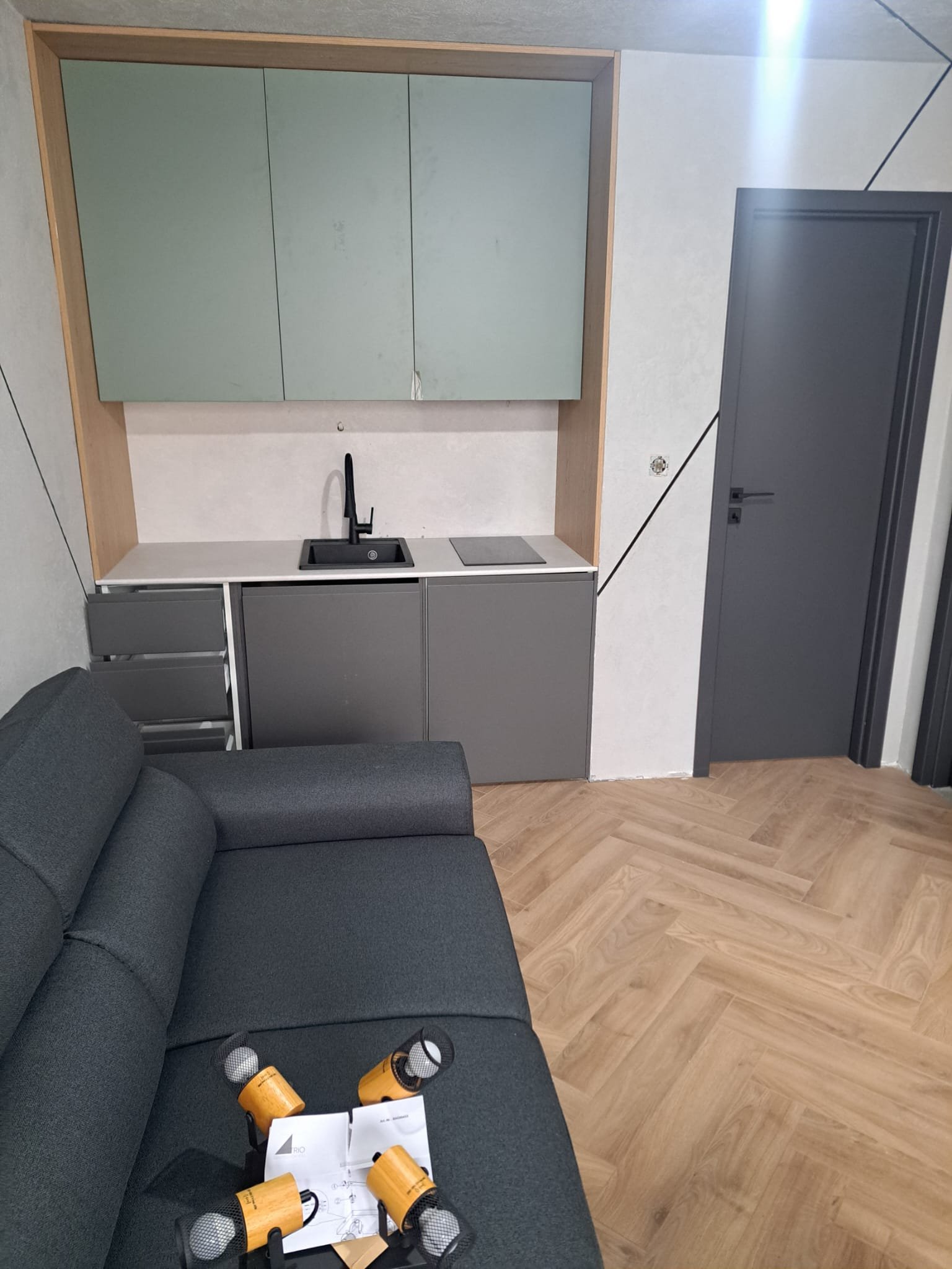 Ein-Zimmer-Wohnung im Zentrum von Ravda zu verkaufen – keine Nebenkosten!