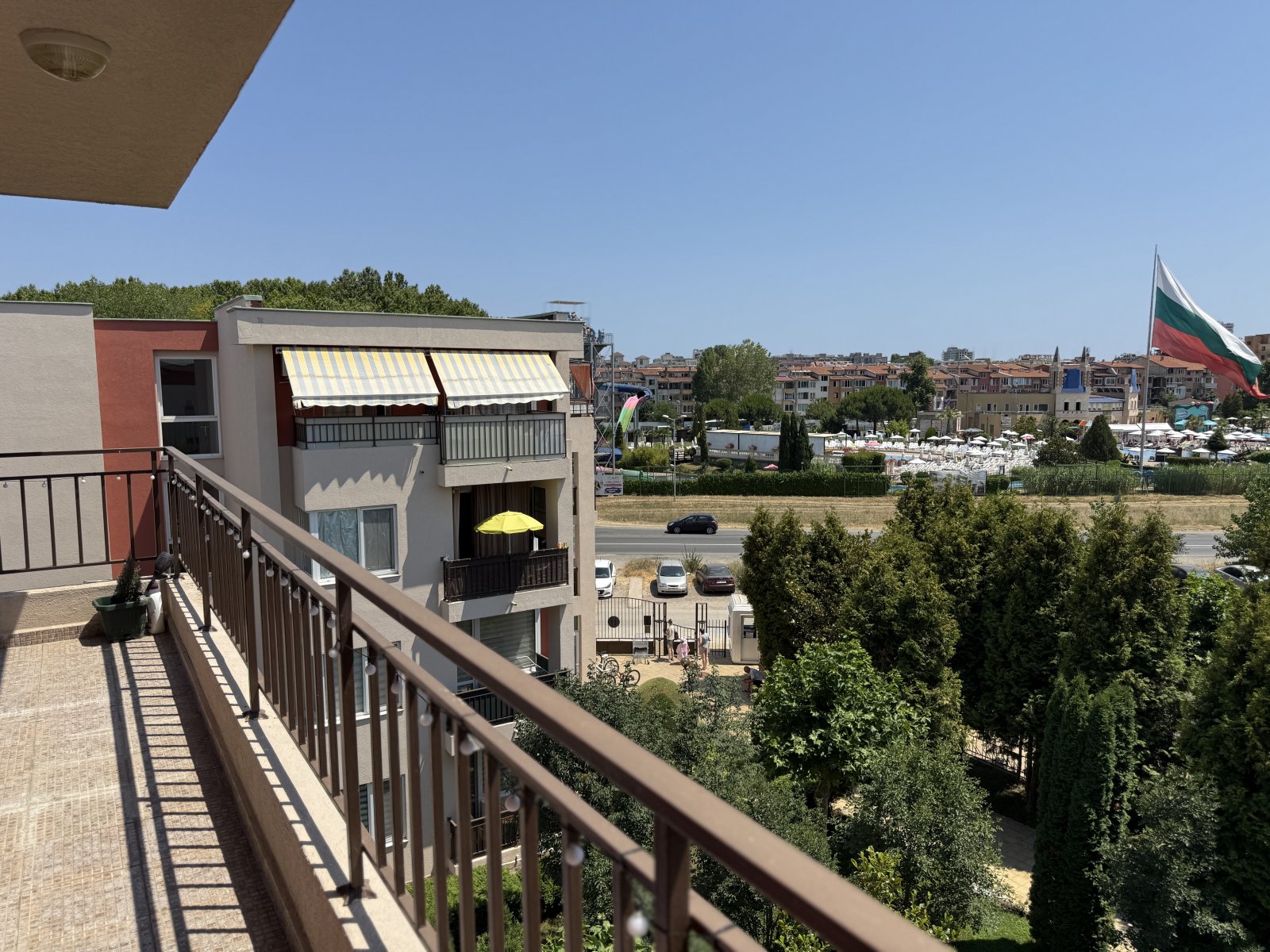 Gemütliches Ein-Zimmer-Apartment mit Bergblick im Holiday Fort Club Komplex, Sunny Beach