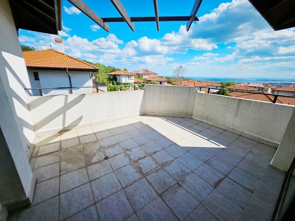 Appartamento con Vista Mare nelle Bay View Villas