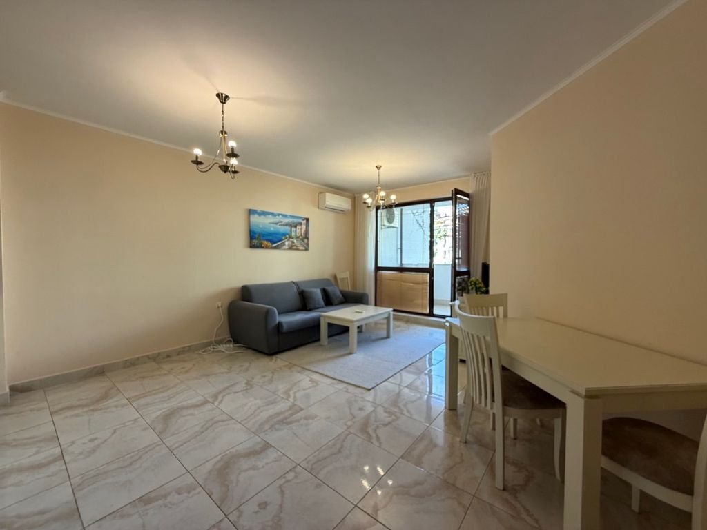 Appartamento con 2 camere nel complesso Poseidon Nessebar Bulgaria