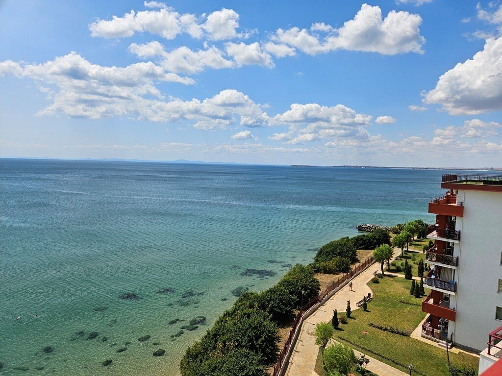 Appartamento 1+2 nel complesso Panorama Fort Bis, Sveti Vlas, Bulgaria