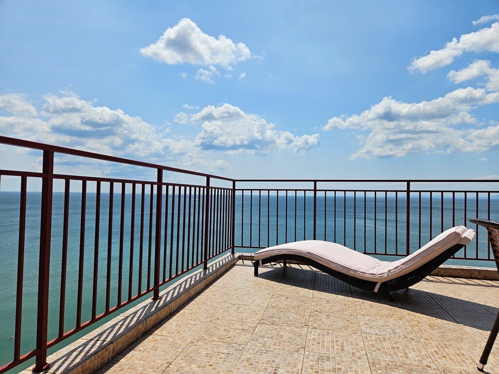 Appartamento 1+2 nel complesso Panorama Fort Bis, Sveti Vlas, Bulgaria