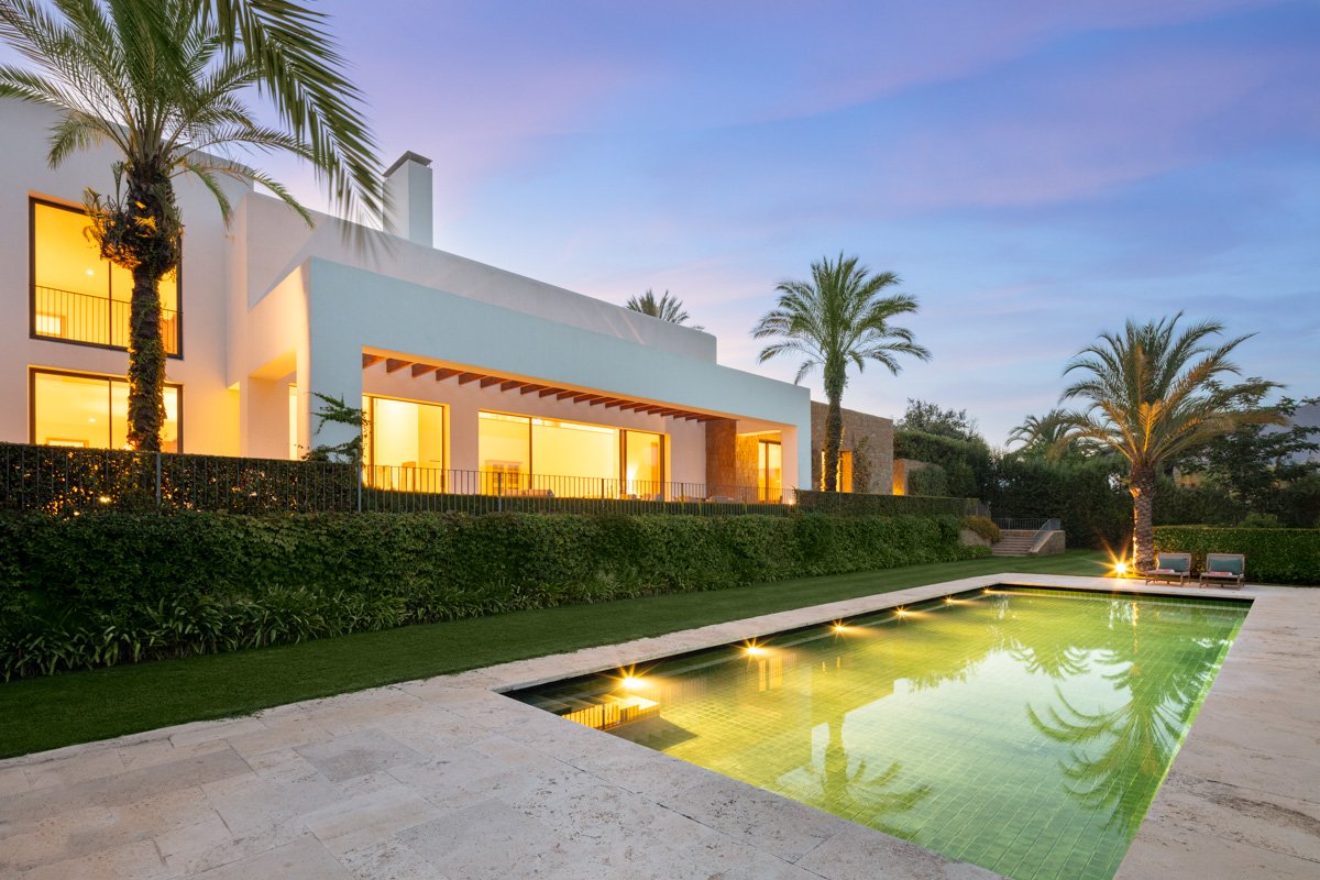 Luxuriöse Villa mit privatem Pool, 3 km vom Meer entfernt, Casares