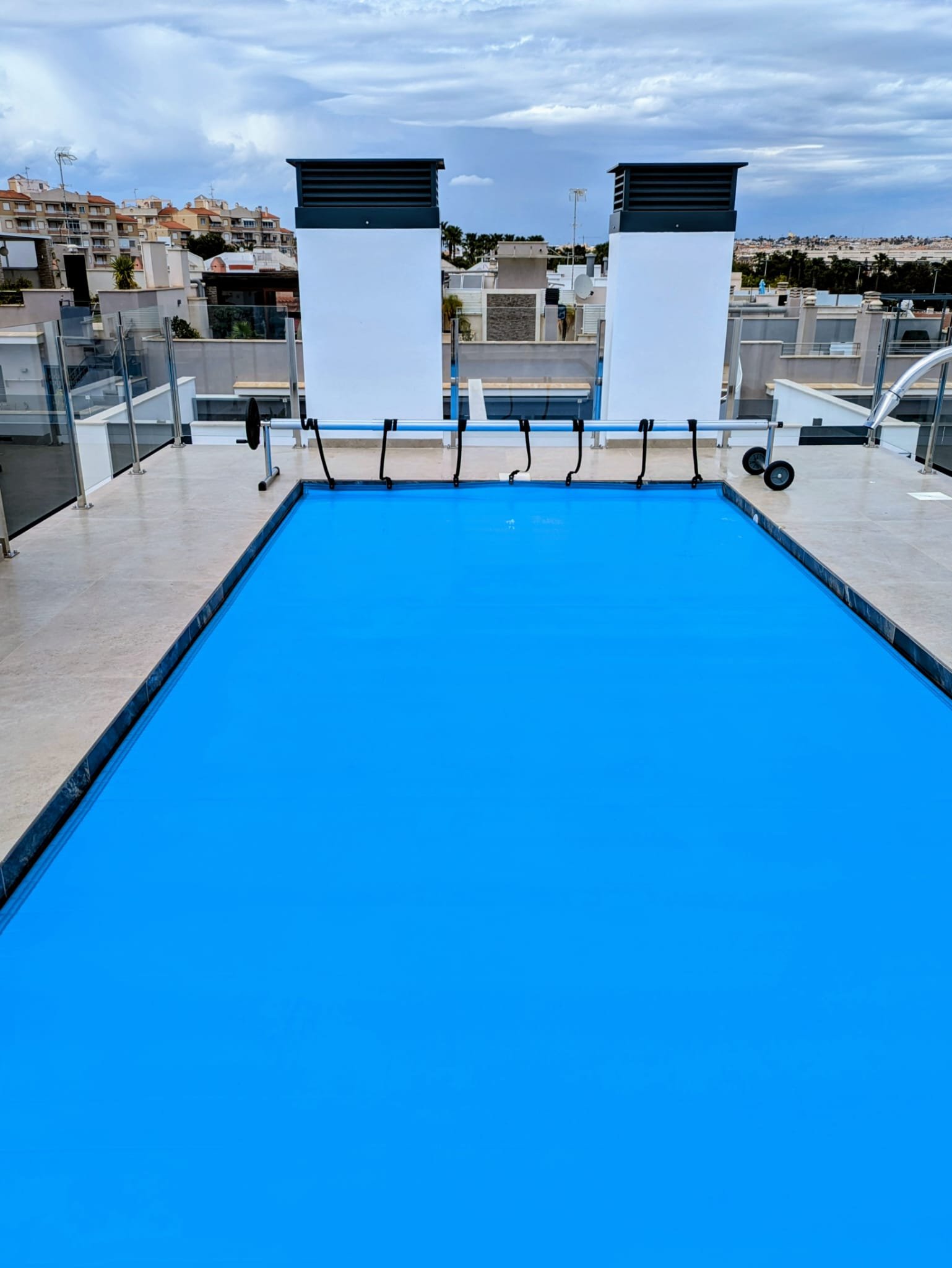 Exklusive Apartments und Erdgeschosswohnungen, 600 m vom Strand entfernt, Torrevieja