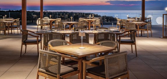 Luxuriöses Haus mit Aufzug am Meer in einem renommierten Ferienort in Umag Savudrija – Ihre private Oase in Istrien