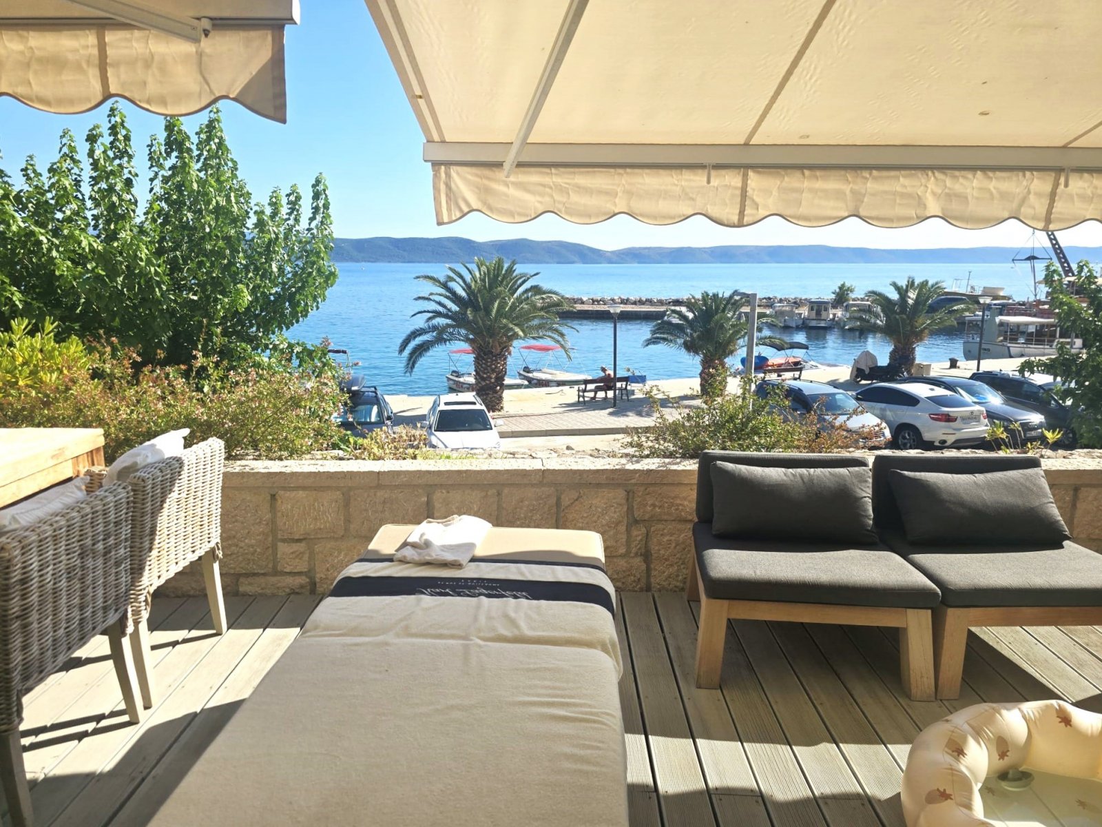 Exklusive Villa in erster Reihe zum Meer mit Blick auf Hvar, Živogošće