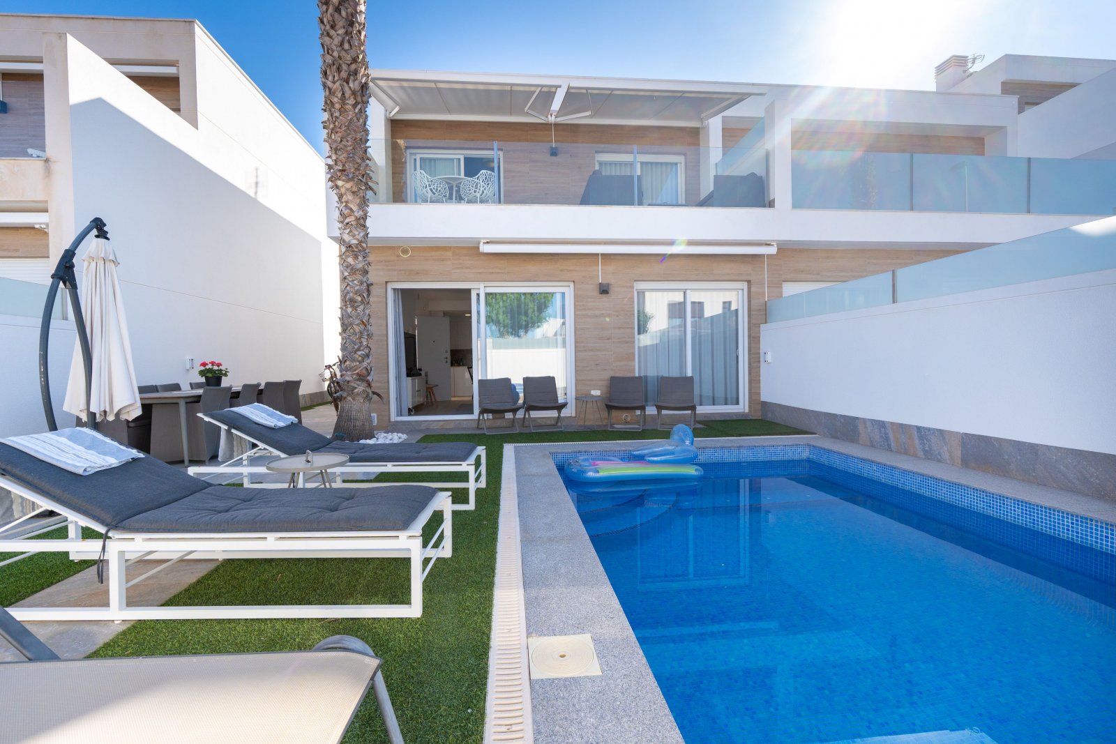 Modernes Ferienhaus mit Pool, 2 km vom Meer entfernt, San Pedro del Pinatar