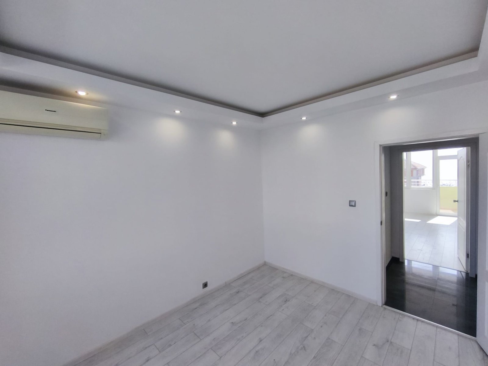 Appartamento in un edificio residenziale a Pomorie, Bulgaria